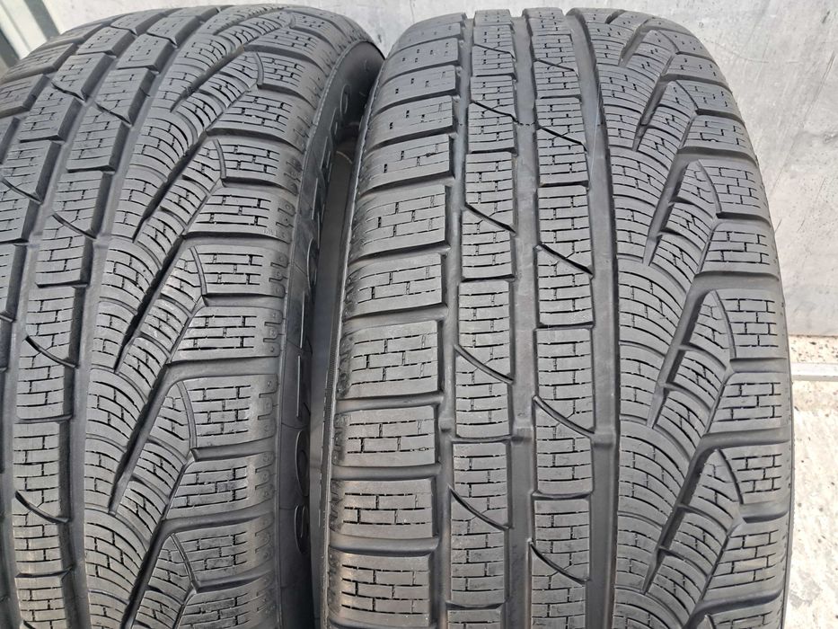 Резина зима 85% Pirelli 235/50 R19 Sottozero Winter 210 Seria II AO
