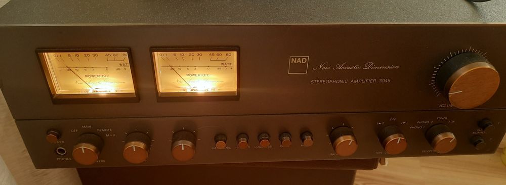 Wzmacniacz NAD 3045 Audio,  wycieraczki, specjalna edycja.