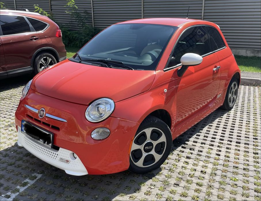 Продам Fiat 500e 2017