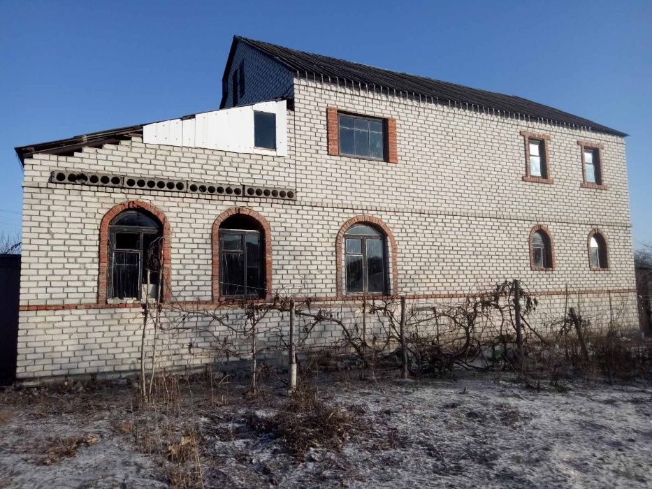 Чугуев - продаем дом новой постройки