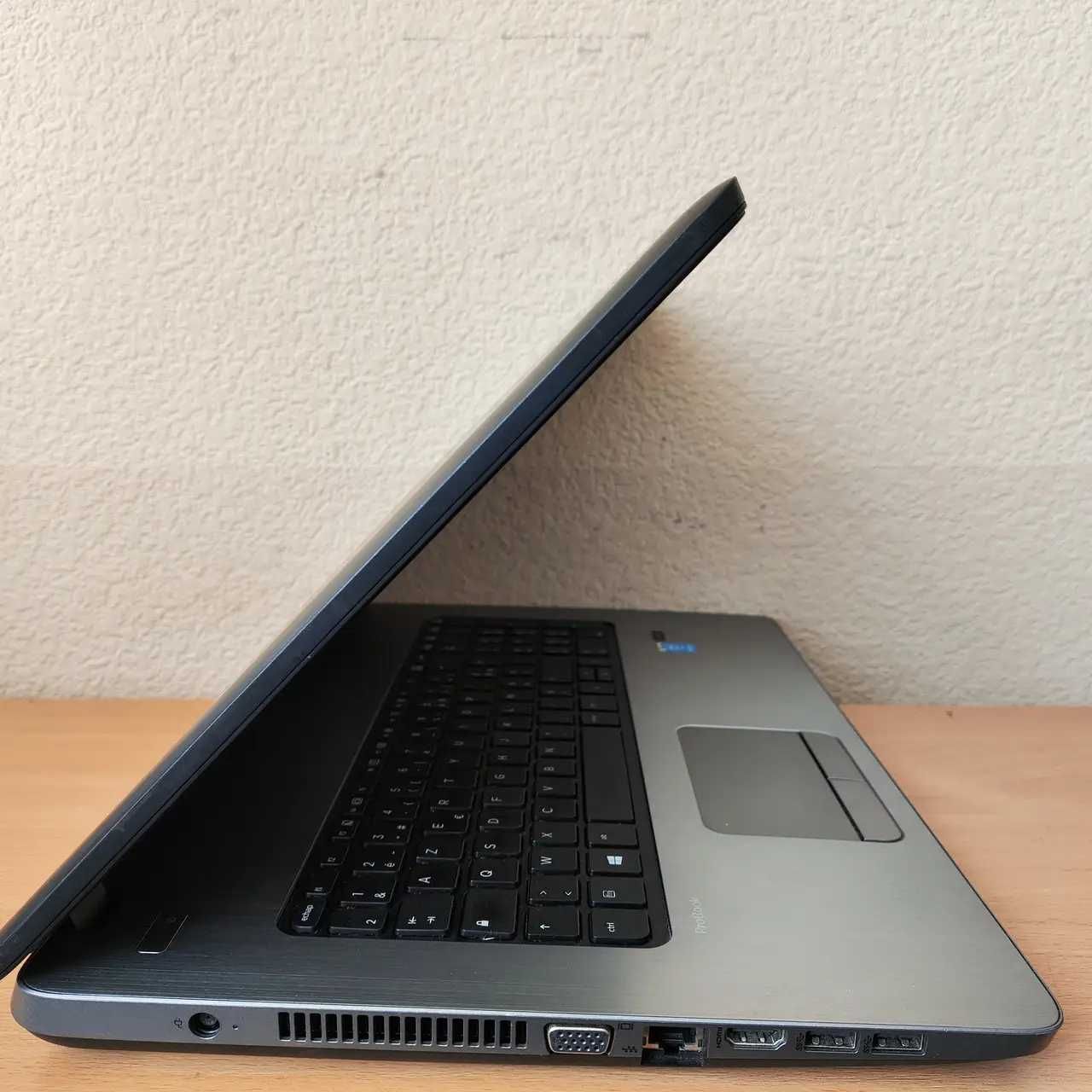 HP 470 G2 17.3" HD+ i5-4210U/4 Gb DDR3/HDD 500Gb/Radeon R5 1GB/HDMI