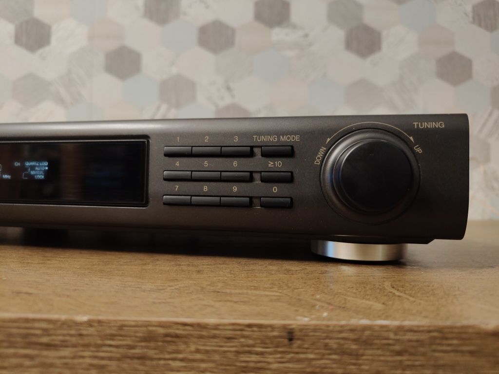 Tuner radiowy Technics ST-GT350
