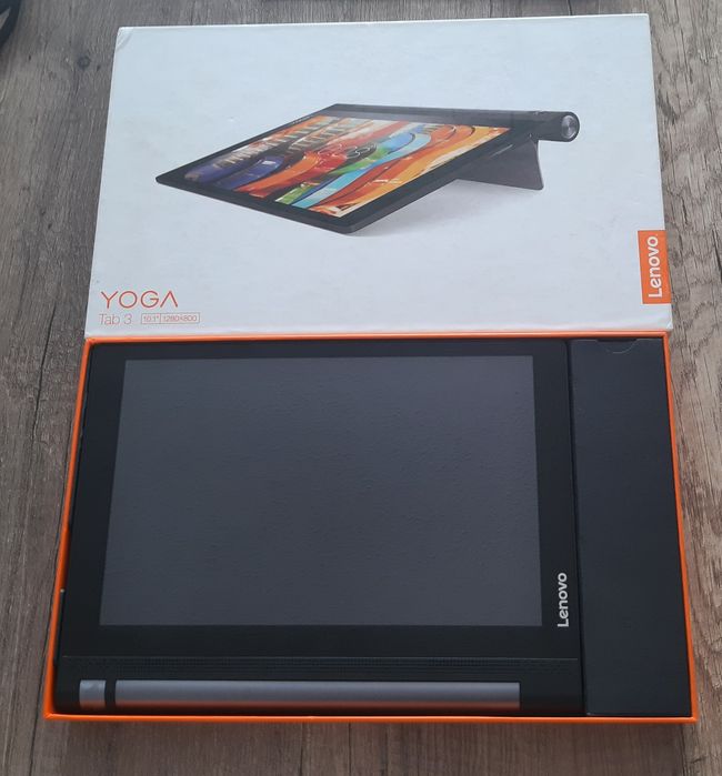 Tablet Lenovo Yoga tab 3 ram 16 GB czarny stan bardzo dobry