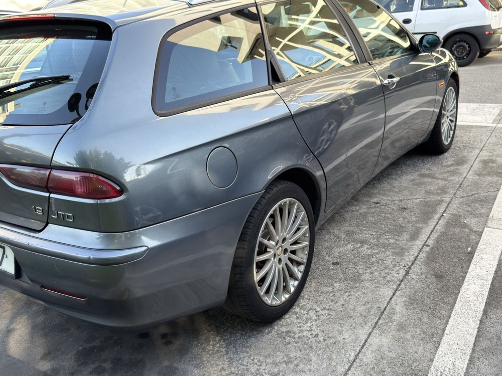 Alfa 156JTD aceito troca impecavel a nivel geral