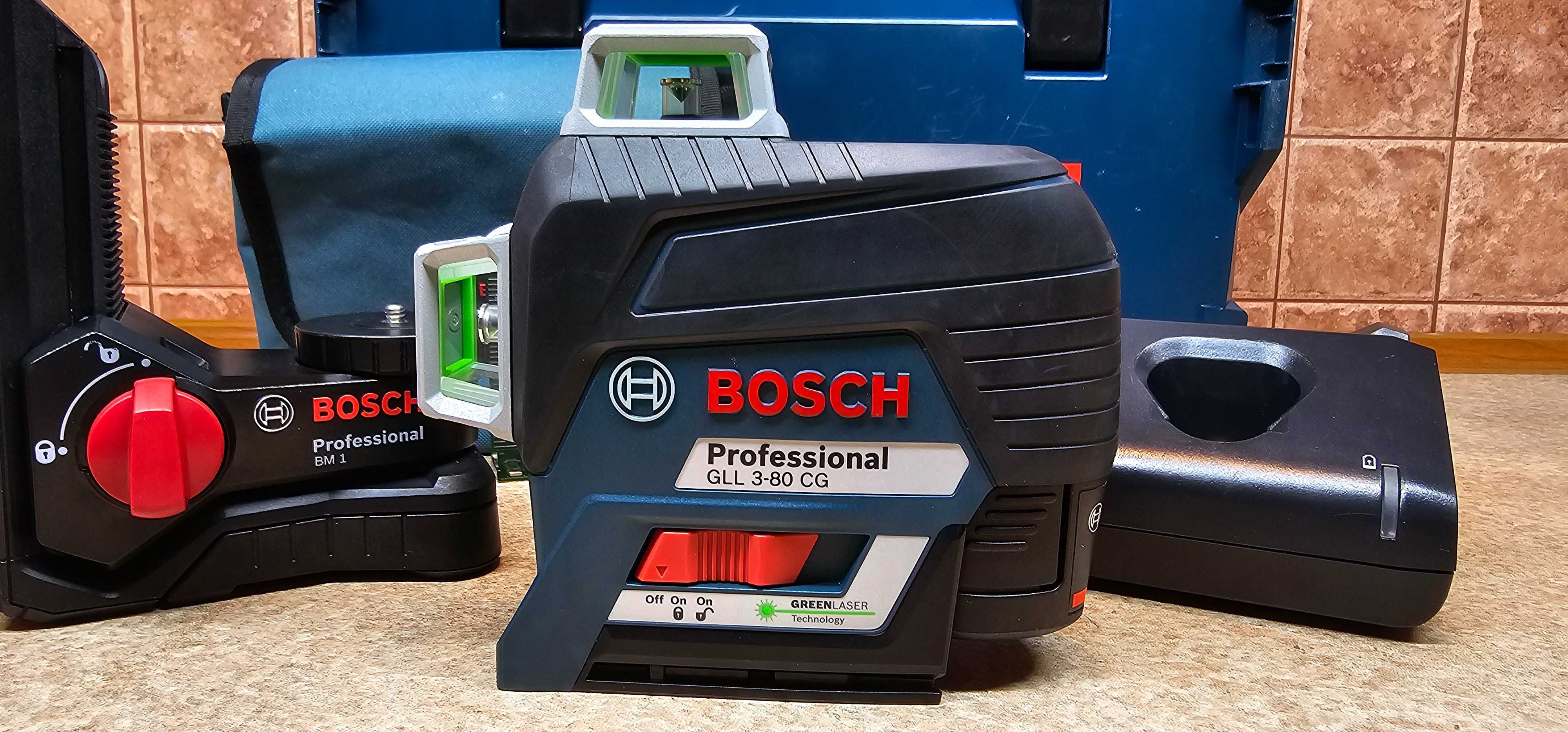 Laser Bosch GLL 3-80 CG , laser płaszczyznowy,  zielone linie
