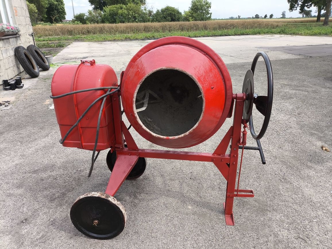 Betoniarka 120l 380V