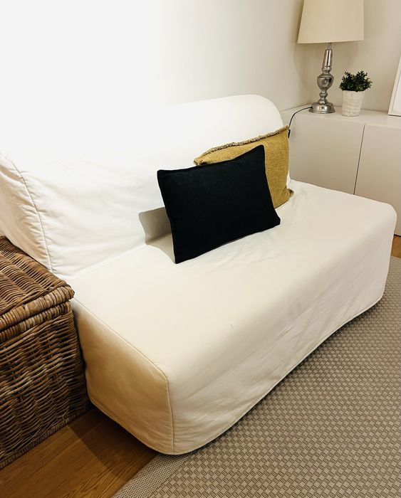 Sofá cama de casal Ikea com colchão