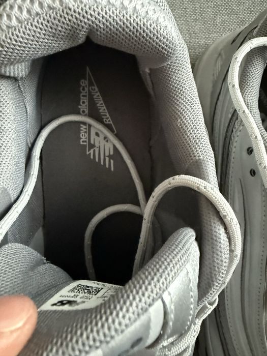 buty new balance 1000 silver srebrne