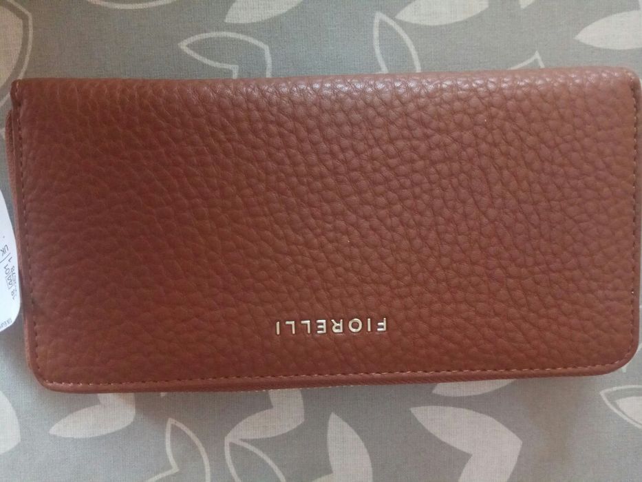 Damski portfel jasny brąz marki Fiorelli nowy imitacja skóry duży