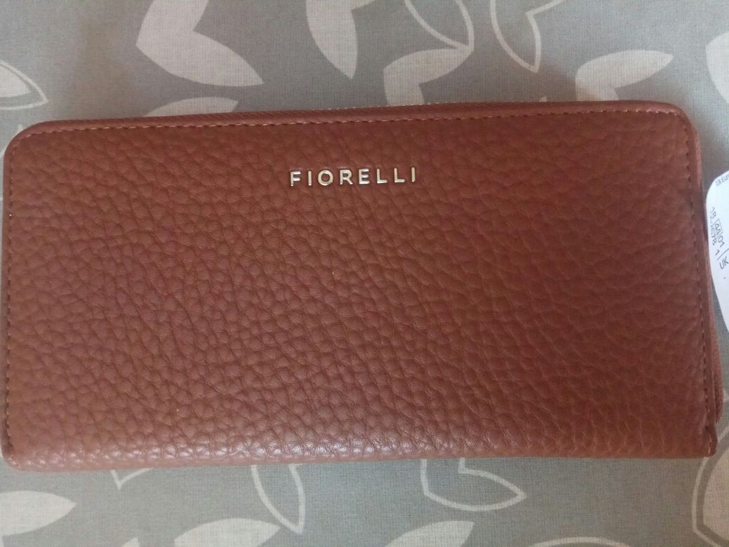 Damski portfel jasny brąz marki Fiorelli nowy imitacja skóry duży