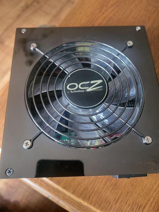 Zasilacz komputerowy  OCZ  500W atx uszkodzony