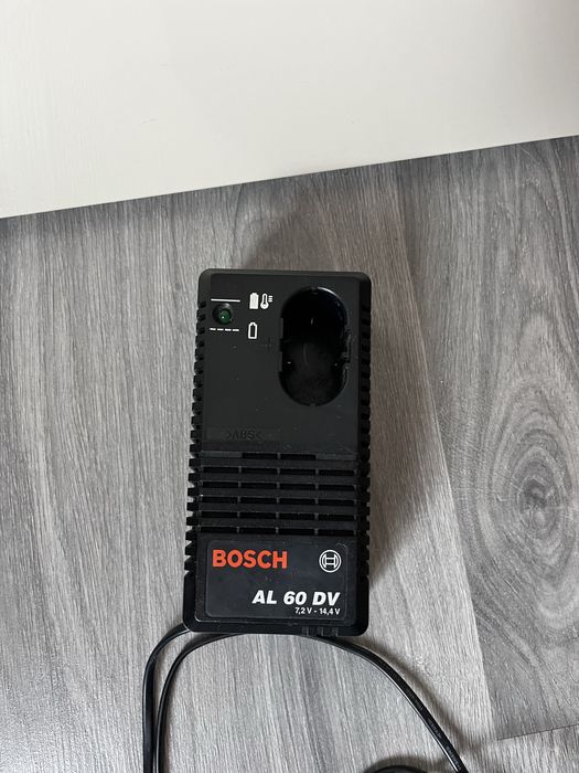 Зарядний пристрій Bosch AL 60 DV 7.2-14.4 v