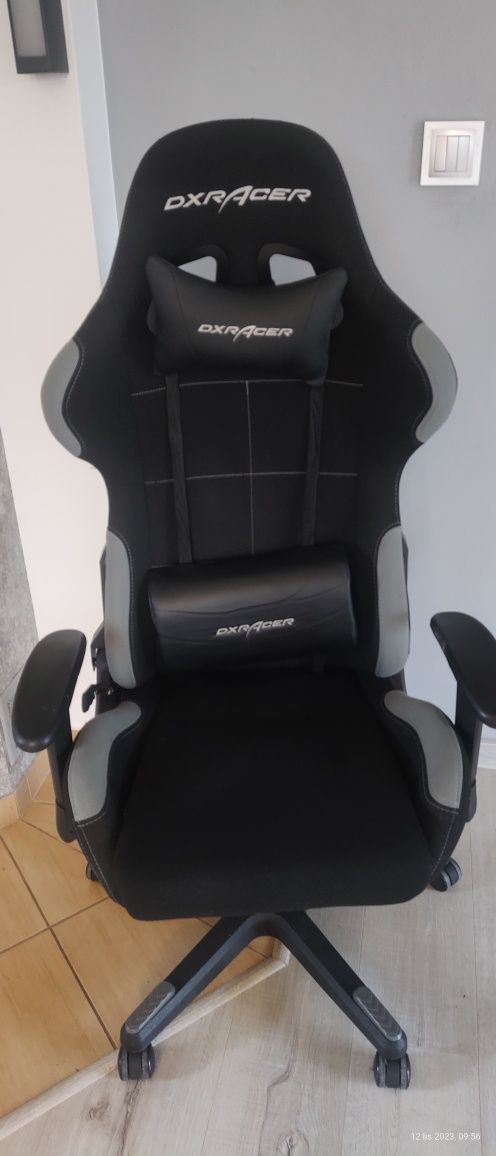 DXRACER krzesło gamingowe FD01