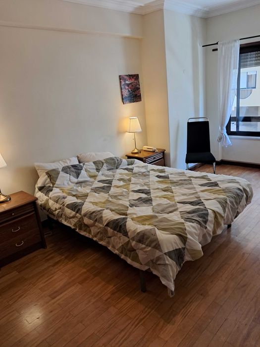Quartos CASAL espaçosos. Luminosos.Campolide, Centro Lisboa.