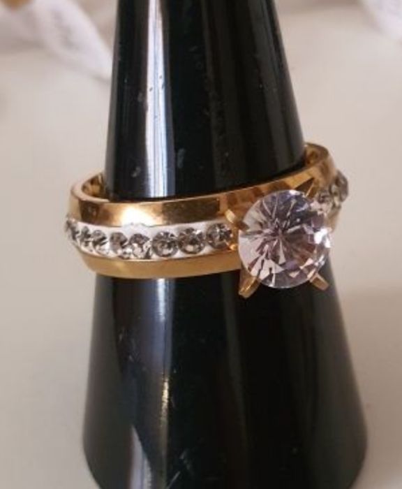 Anel solitário ouro laminado 18k