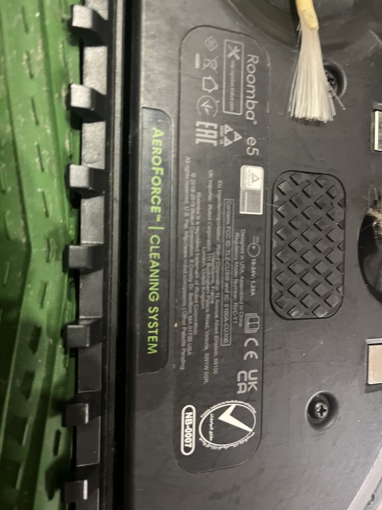 Robot sprzatajacy iRobot Roomba e5
