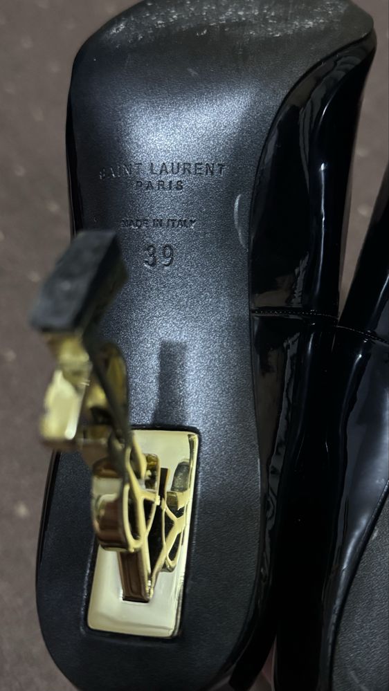 Yves Saint Laurent туфлі лодочки