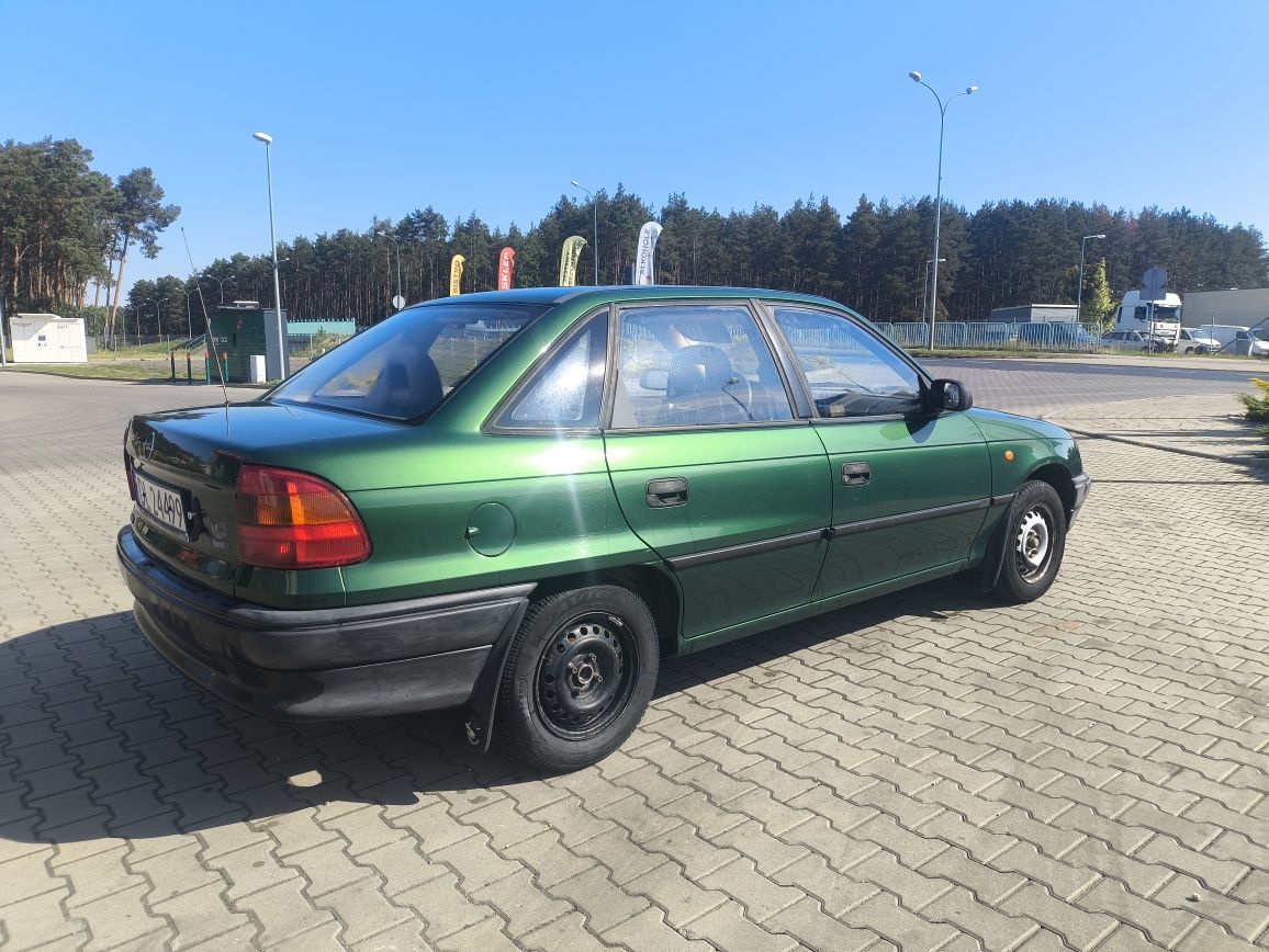 Opel Astra f clasic 1.4 60km
