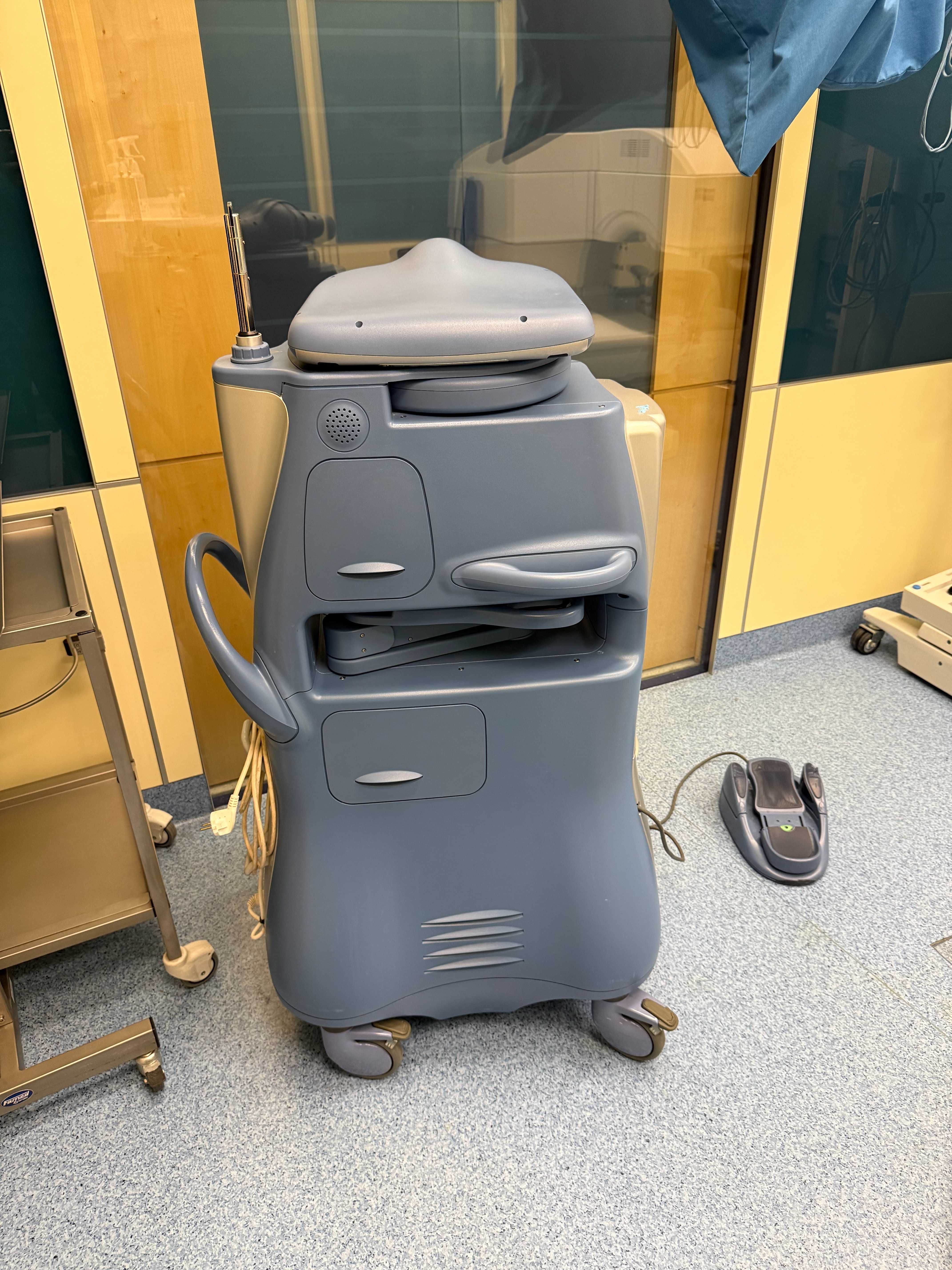 Alcon INFINITI Vision System Fakoemulsyfikator Phaco