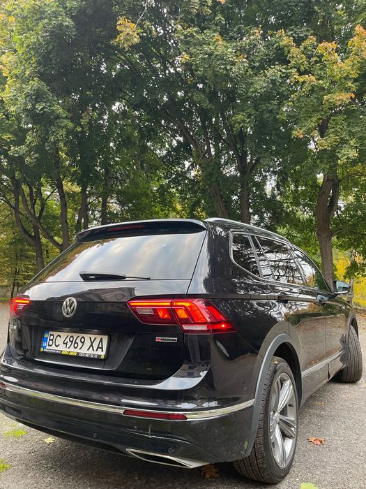 Volkswagen Tiguan 2018 SEL R-Line 2.0 TFSI 4 motion