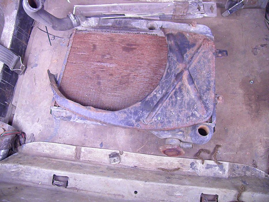 продам радиатор 2101-07