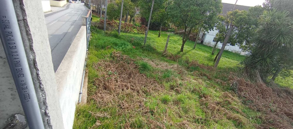 Vendo terreno Amares