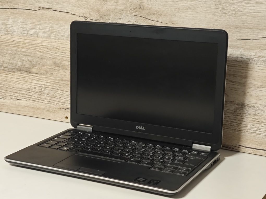 Dell latitude e7240 i5 4300u, 4gb ram шустрий нетбук для роботи