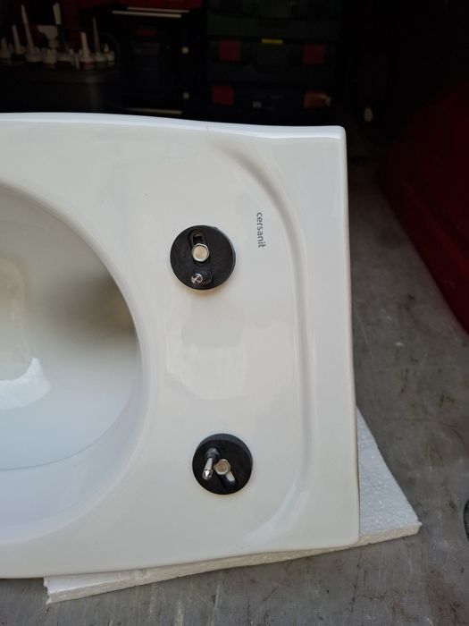 Misa wc wisząca Cersanit nowa z deską woln opadająca