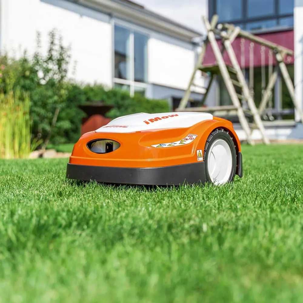 Robot koszący Stihl RMI 422.2 do arów kosiarka robot