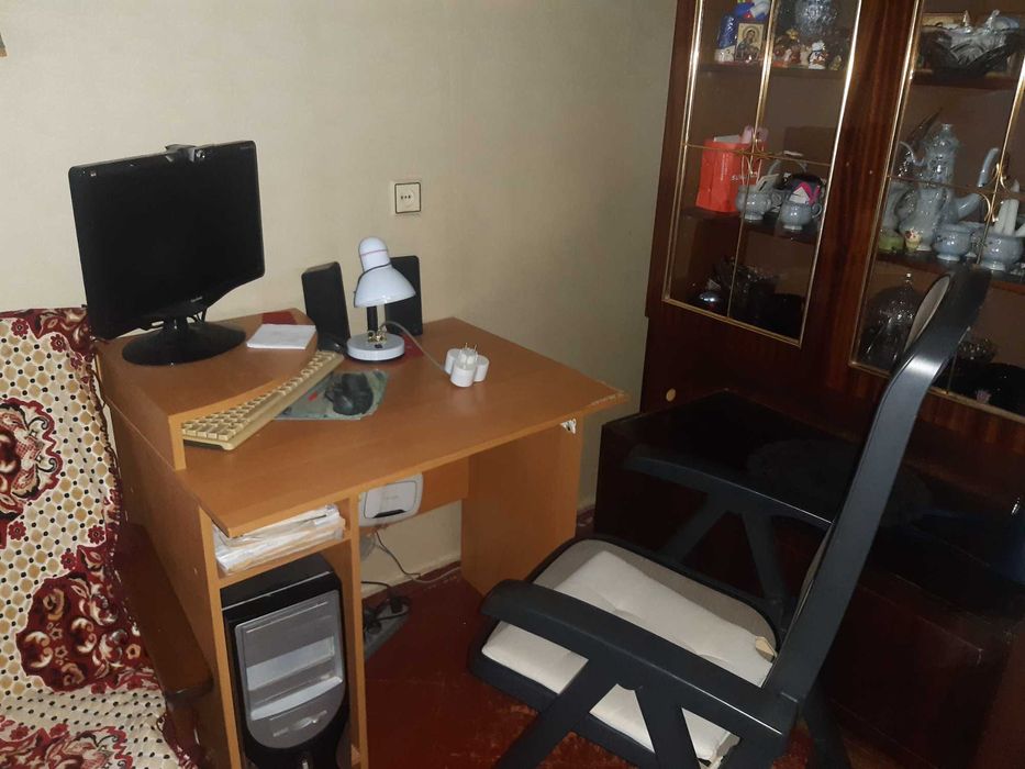 Сдам теплую 2 к/к квартиру в районе пр. Мира