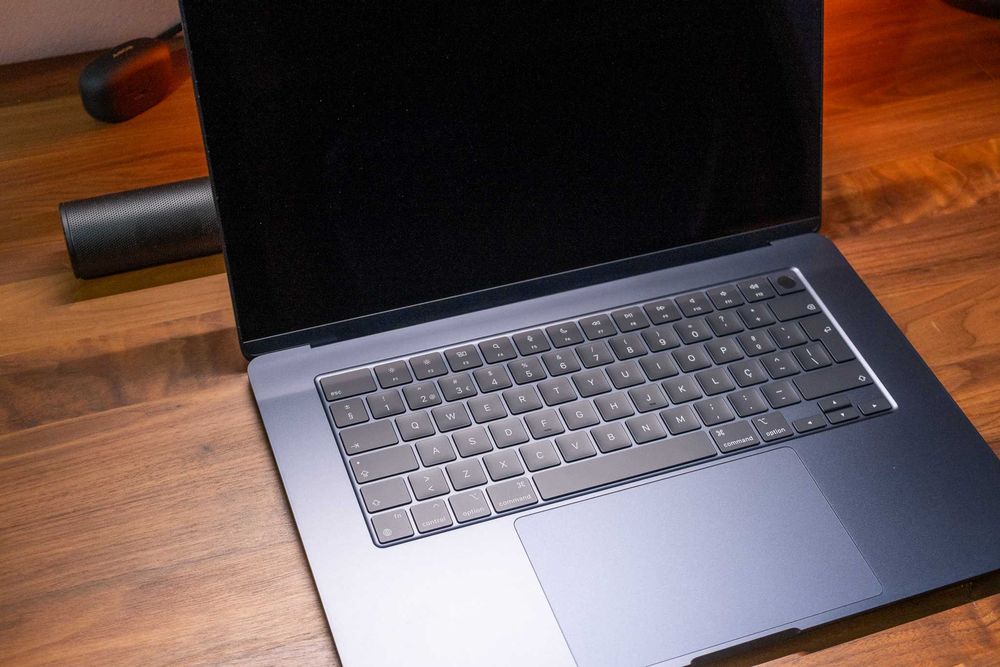 MacBook Air M2 – 15” / 16GB RAM / 512GB SSD - COMO NOVO