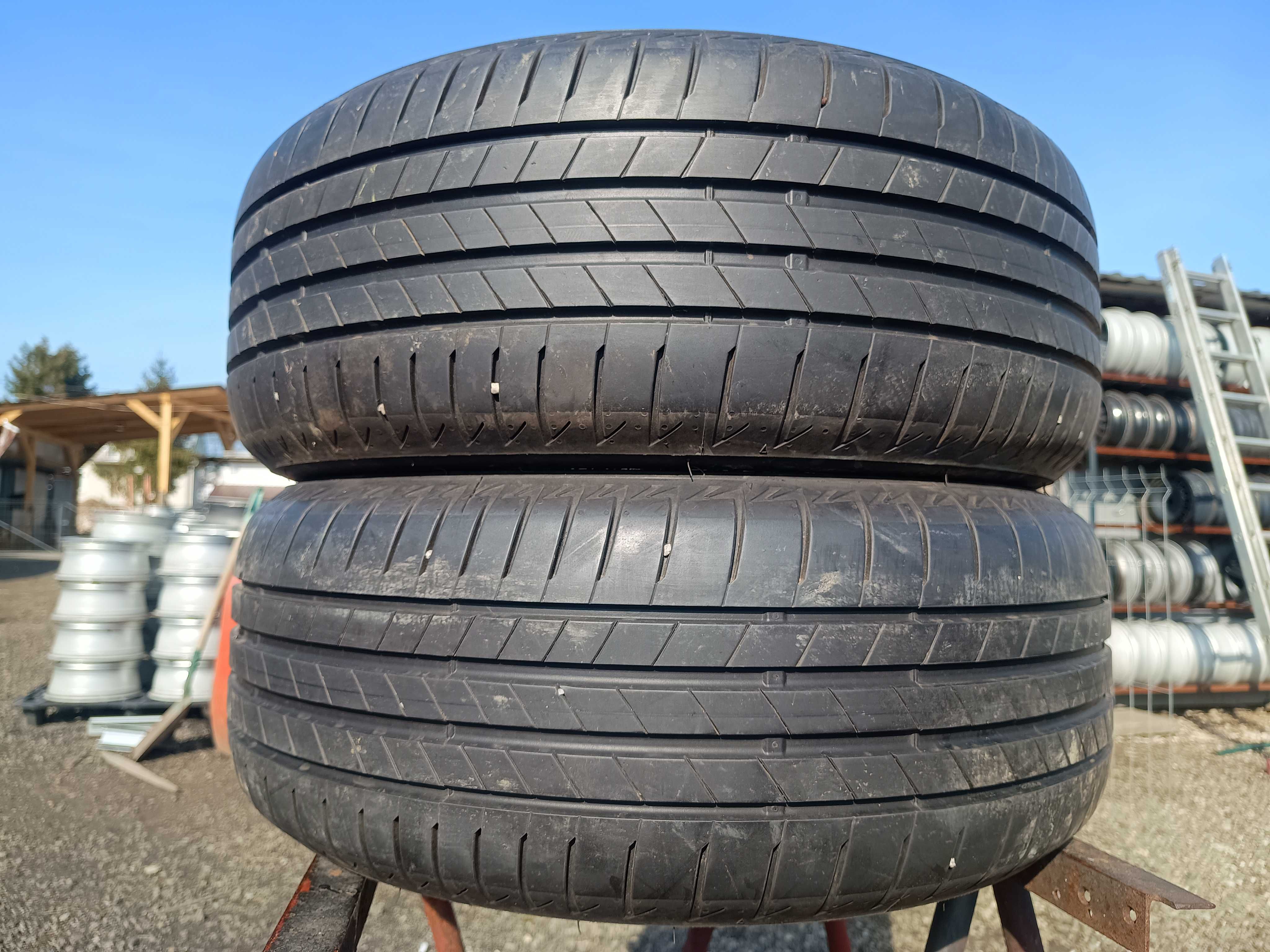 Opony letnie Bridgestone 225/50R18 z 2023r