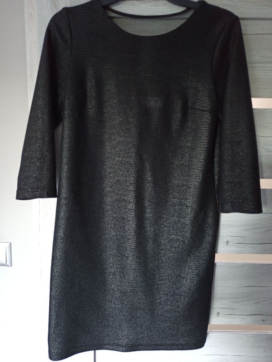 Czarna sukienka rozm. 38 + letnia gratis