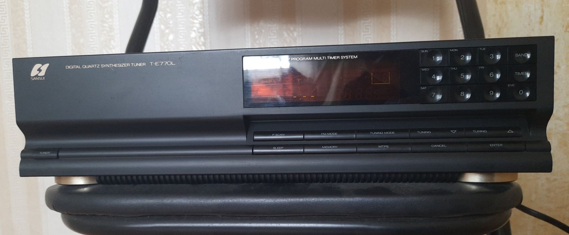 Sansui tuner T-E770