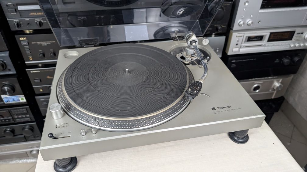 Technics SL-120 Wysokiej klasy gramofon po pełnym serwisie.