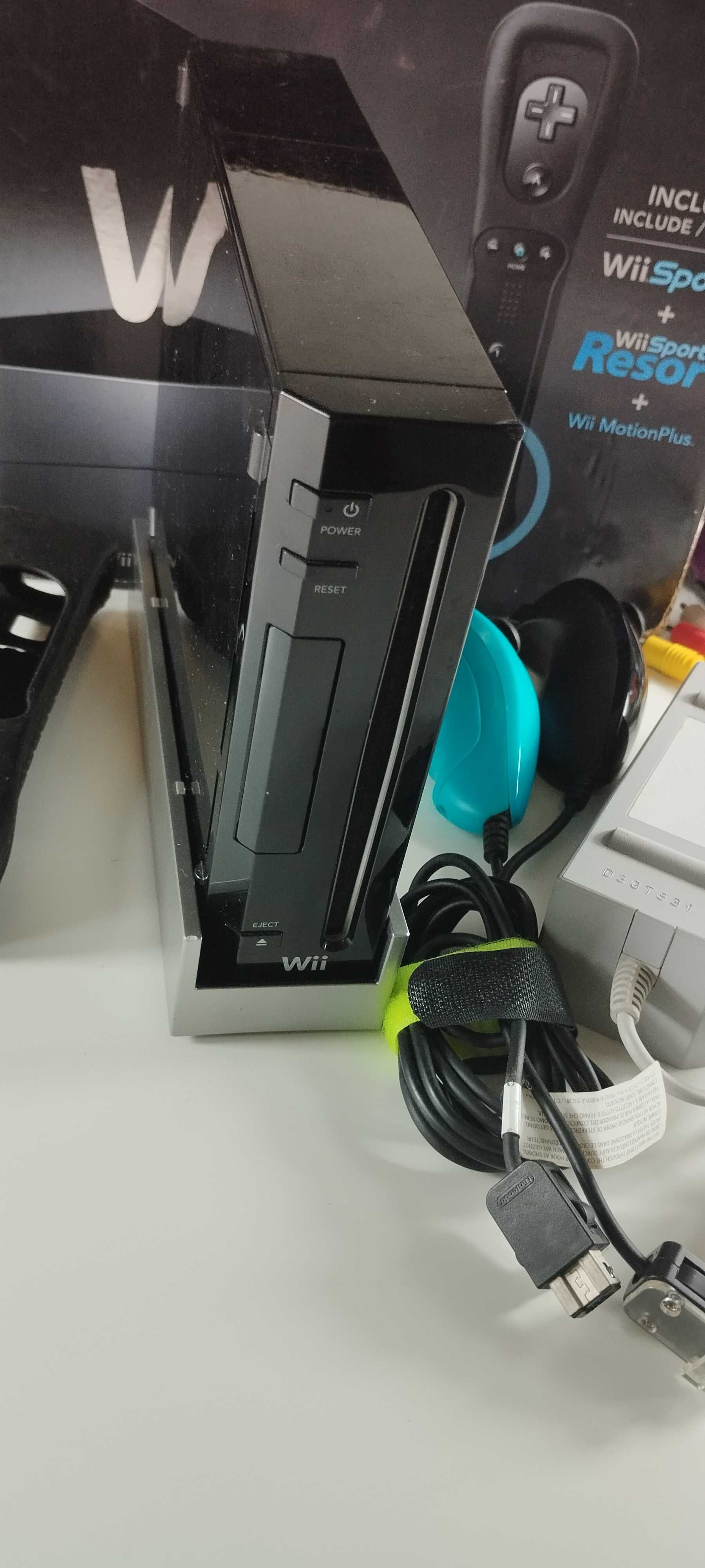 Nintendo Wii com caixa e acessórios