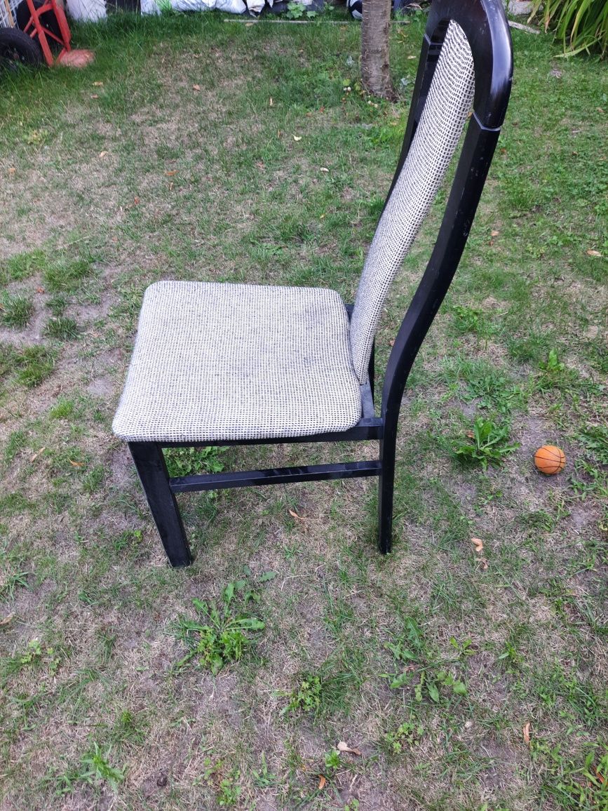 Krzesło tapicerowane