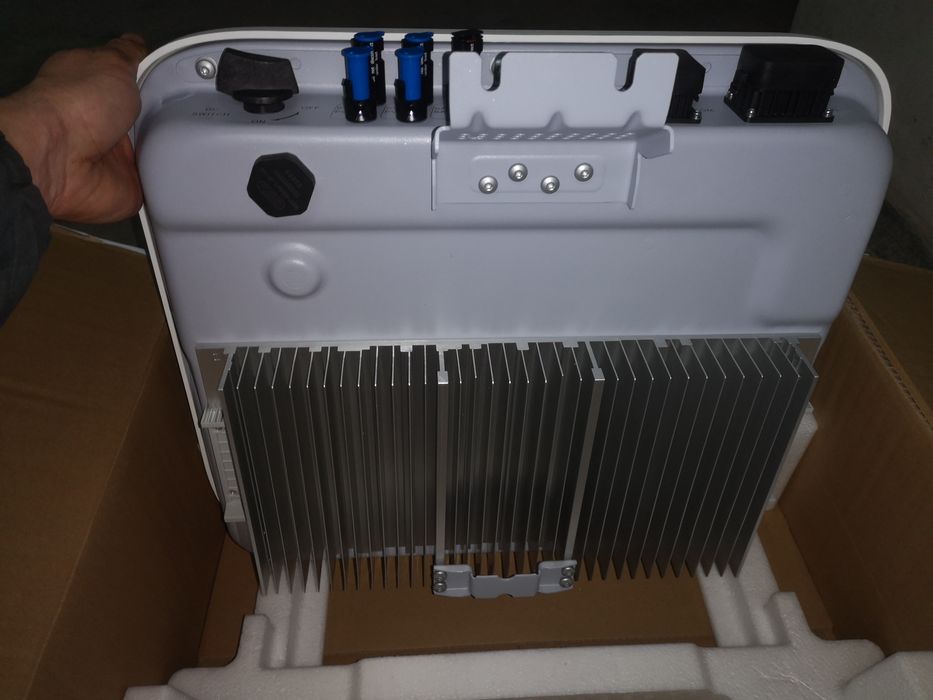 Гибридный солнечный инвертор 5kW Huawei sun2000-5ktl-l1