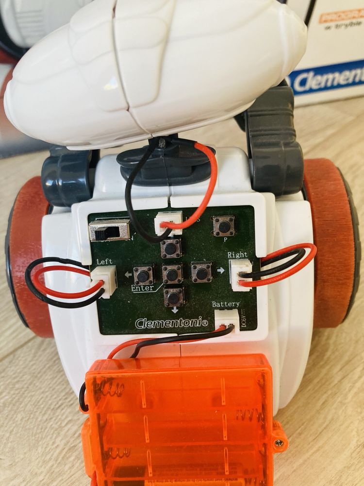 Robot Mio programowany Clementoni zestaw do robotyki