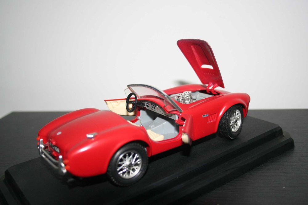 Ford AC Cobra (1965)