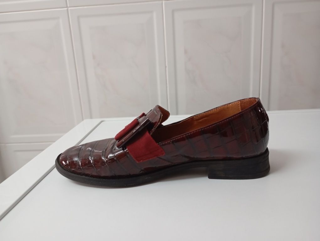 Sapatos mulher 38