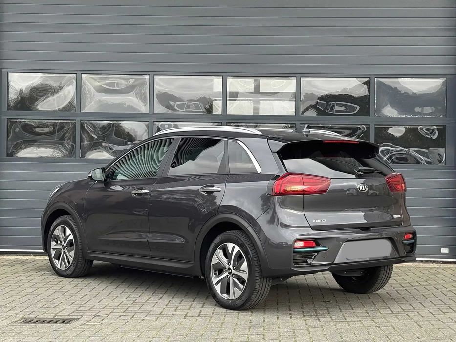 Kia e-Niro      2020