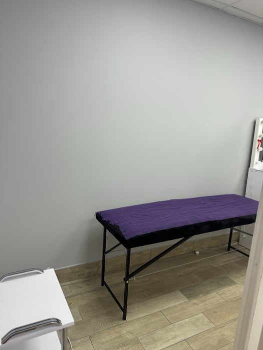 Оренда для майстрів нігтьового сервісу, нарошування вій, брови, ламін.