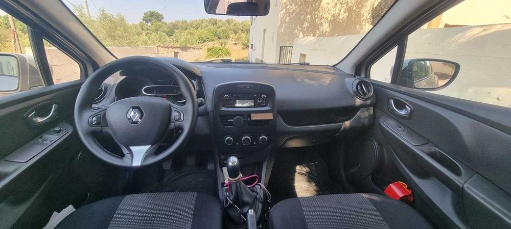 Renault Clio 1.5 dCi (2015) – Excelente estado
