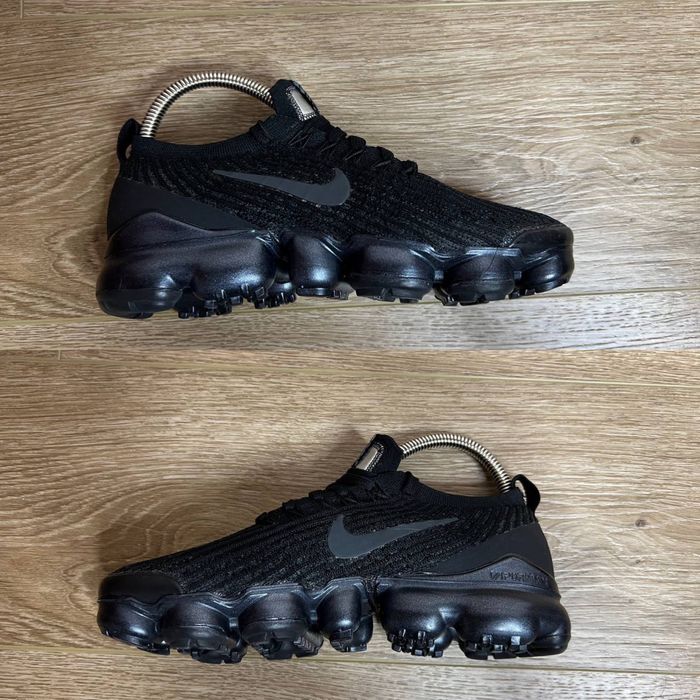 Продам БОМБЕЗНІ кросівки Nike Air Vapormax 3