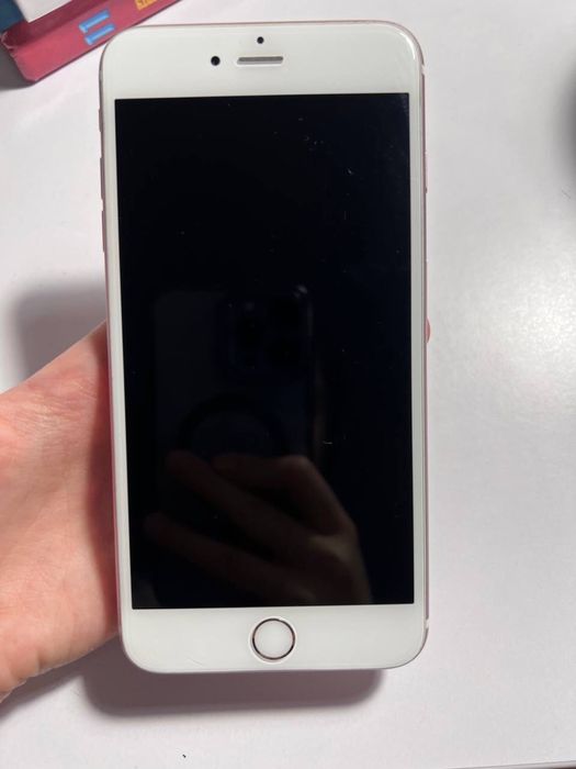 iPhone 6s plus рожевий