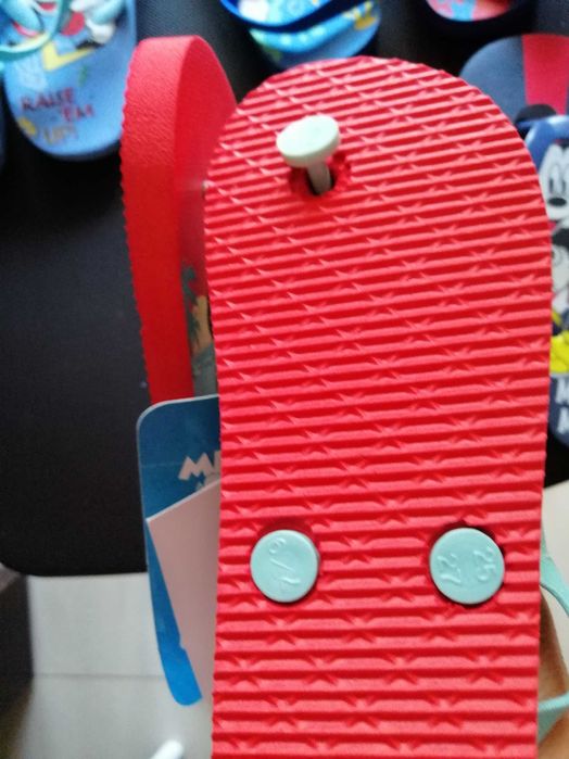 4 pares de chinelos, Mickey, t. 25/27 Novo