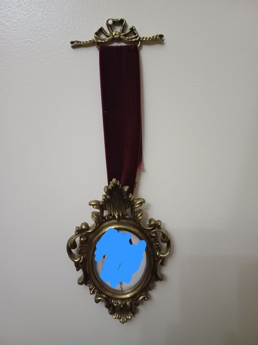 Molduras em bronze de pendurar (2)