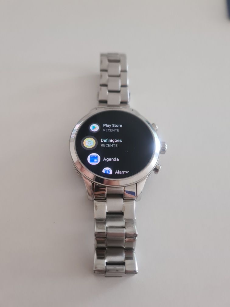 Relógio Smartwatch Michael Kors + carregador magnetico + metalizado