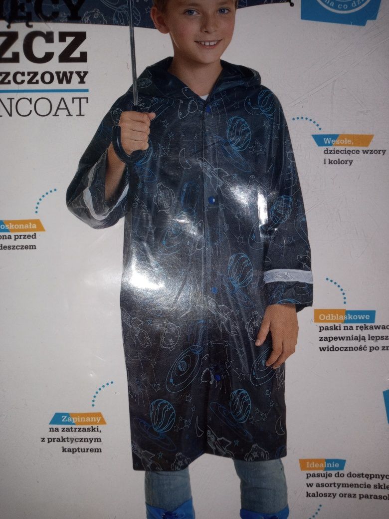 Płaszcz przeciwdeszczowy dla chłopca 110 116 cm